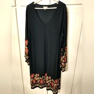 Plus size 26/28 black knee high dress